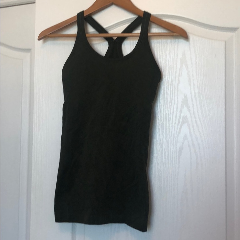 Lululemon ebb to street tank